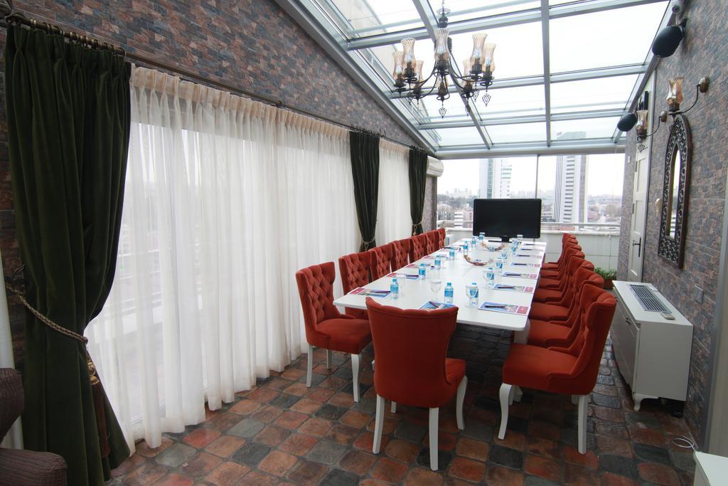Ramada By Wyndham Ankara Hotell Exteriör bild