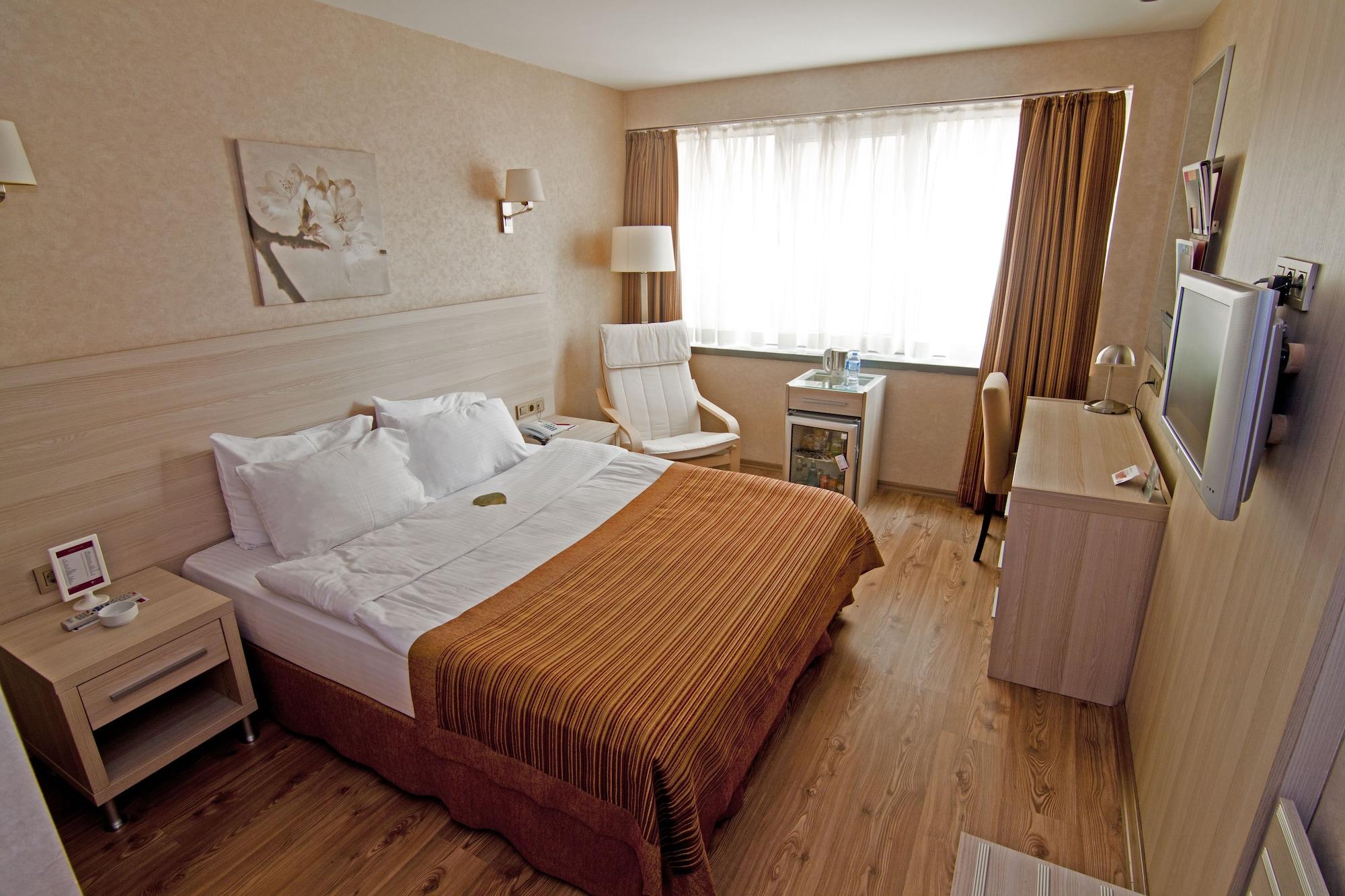 Ramada By Wyndham Ankara Hotell Exteriör bild