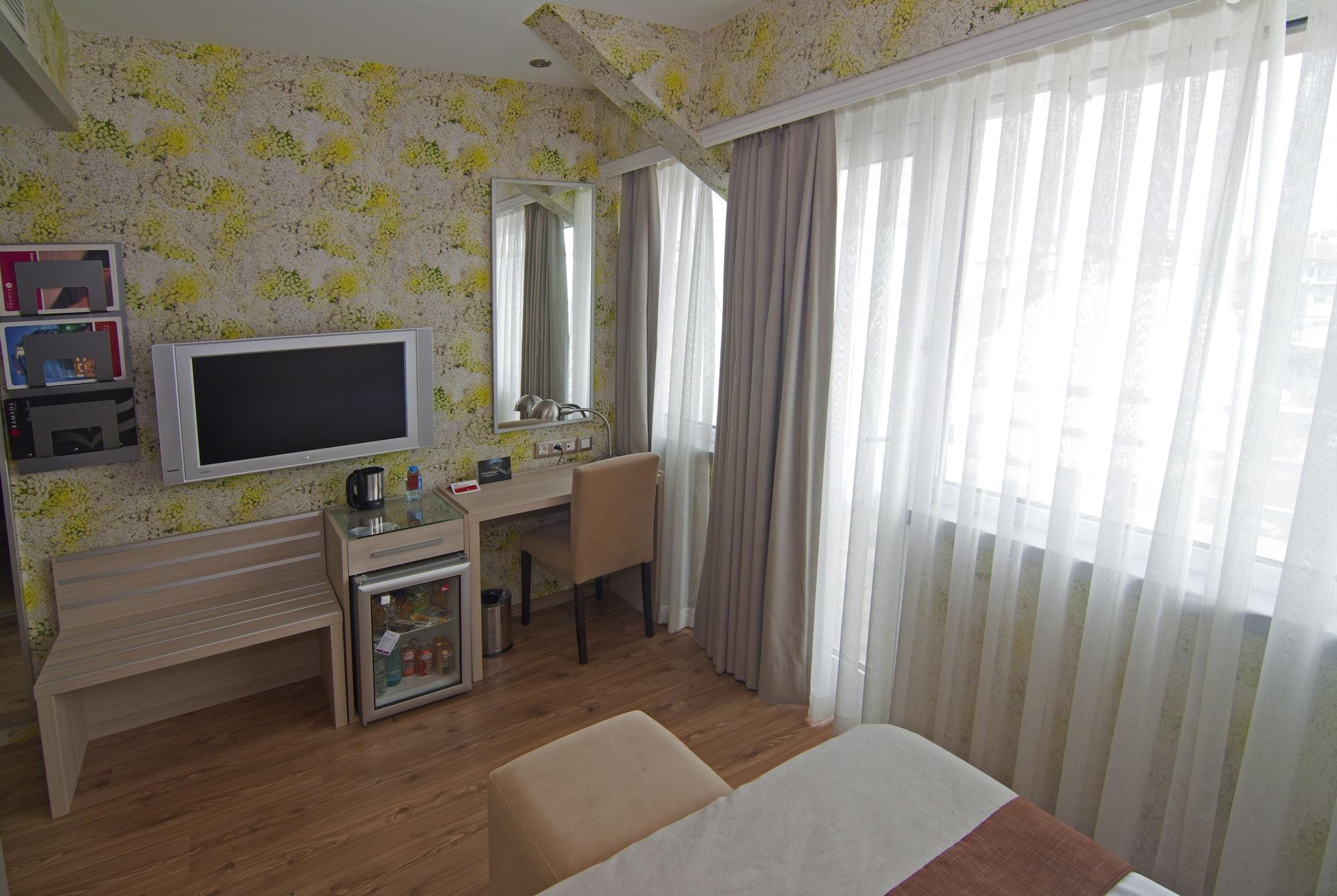 Ramada By Wyndham Ankara Hotell Exteriör bild