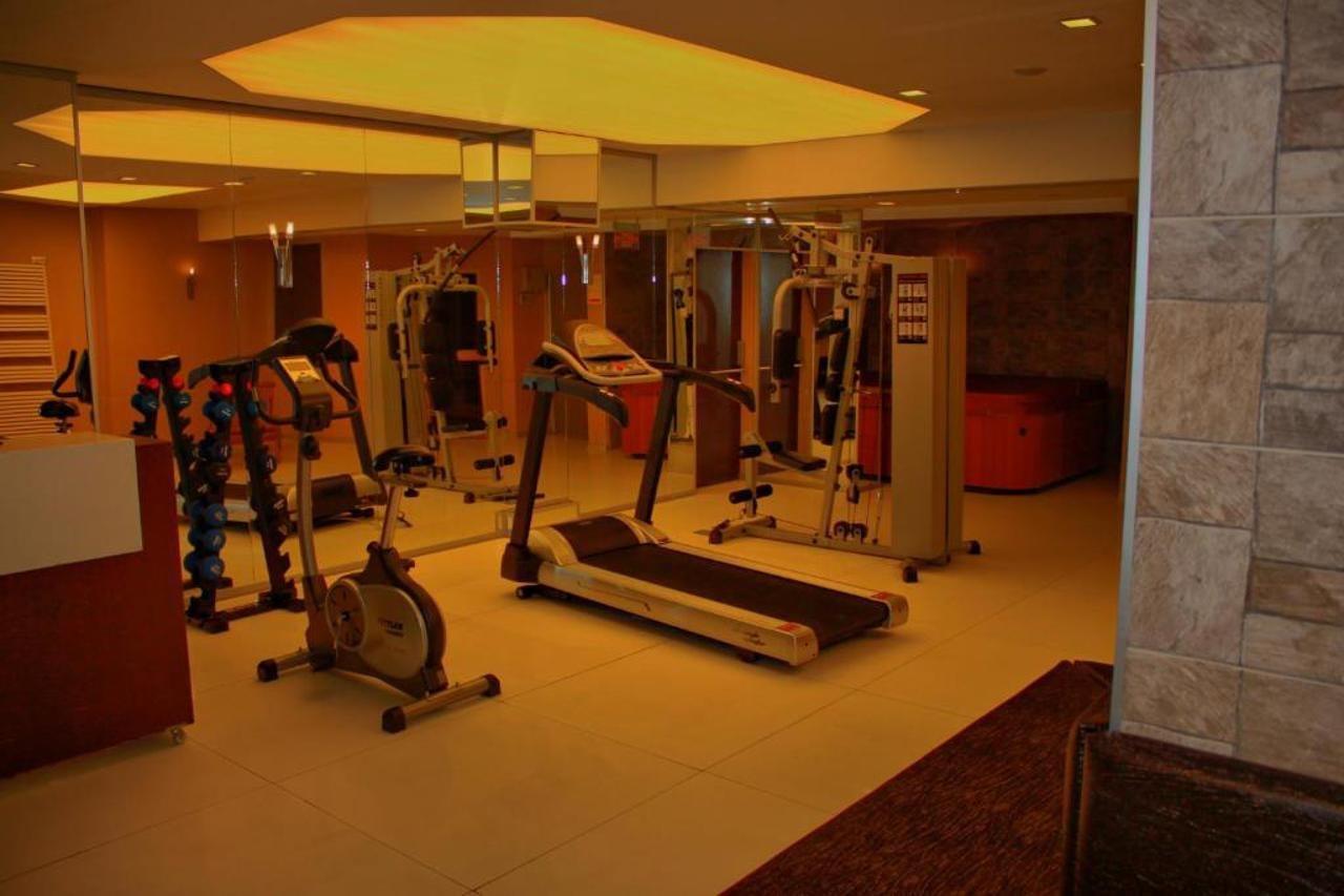 Ramada By Wyndham Ankara Hotell Exteriör bild