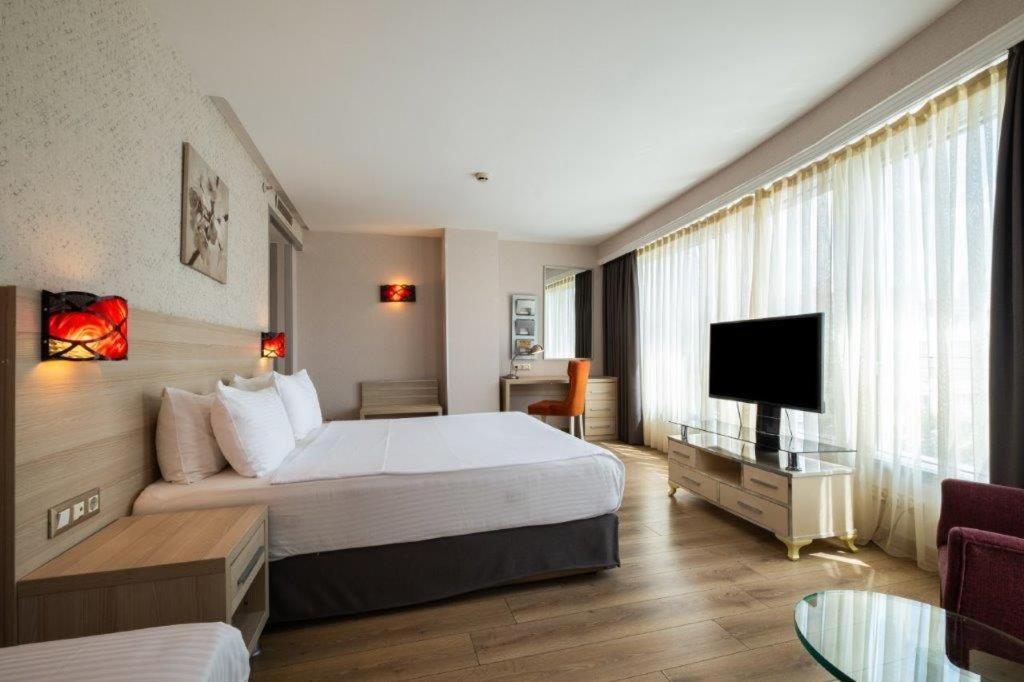 Ramada By Wyndham Ankara Hotell Exteriör bild
