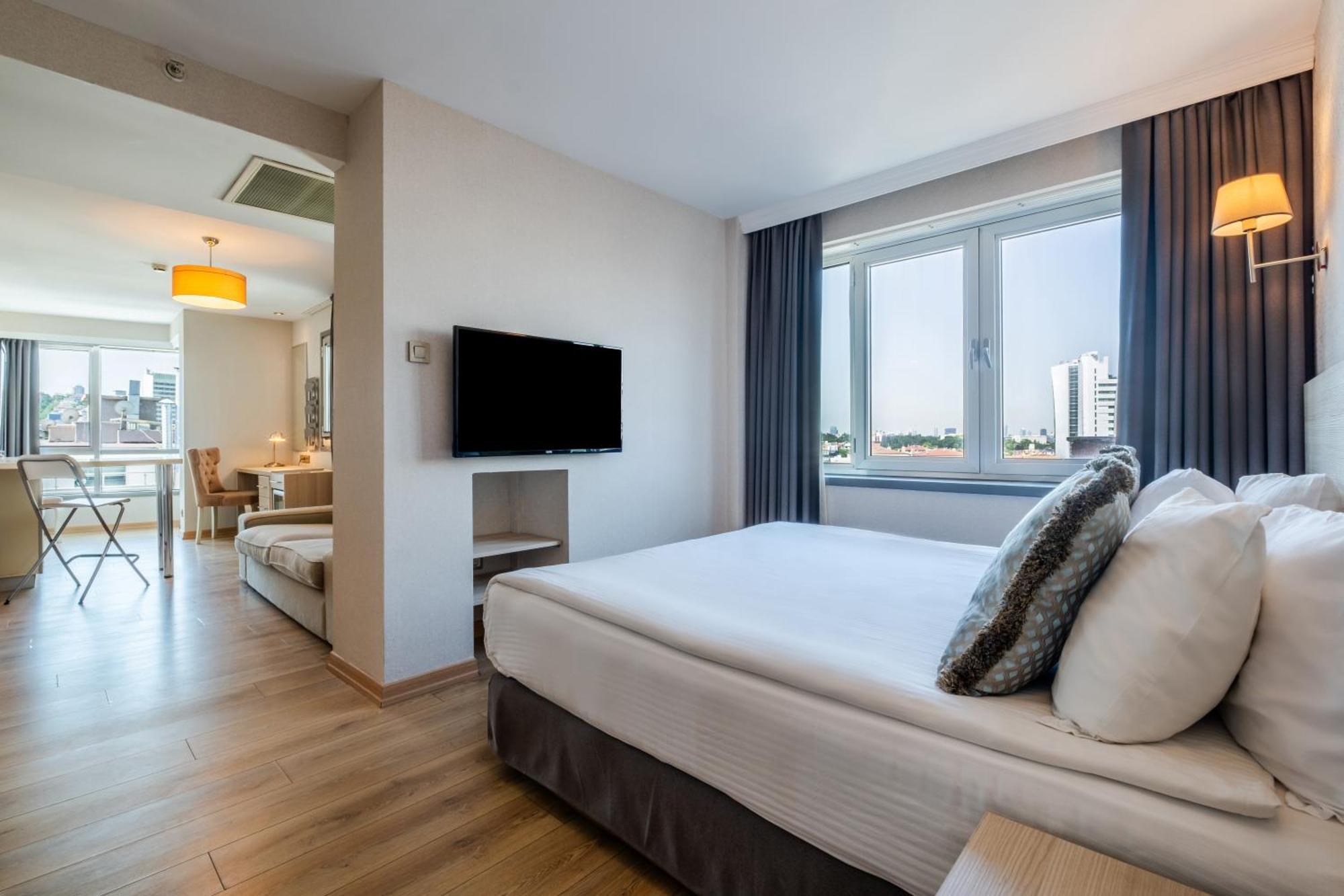 Ramada By Wyndham Ankara Hotell Exteriör bild