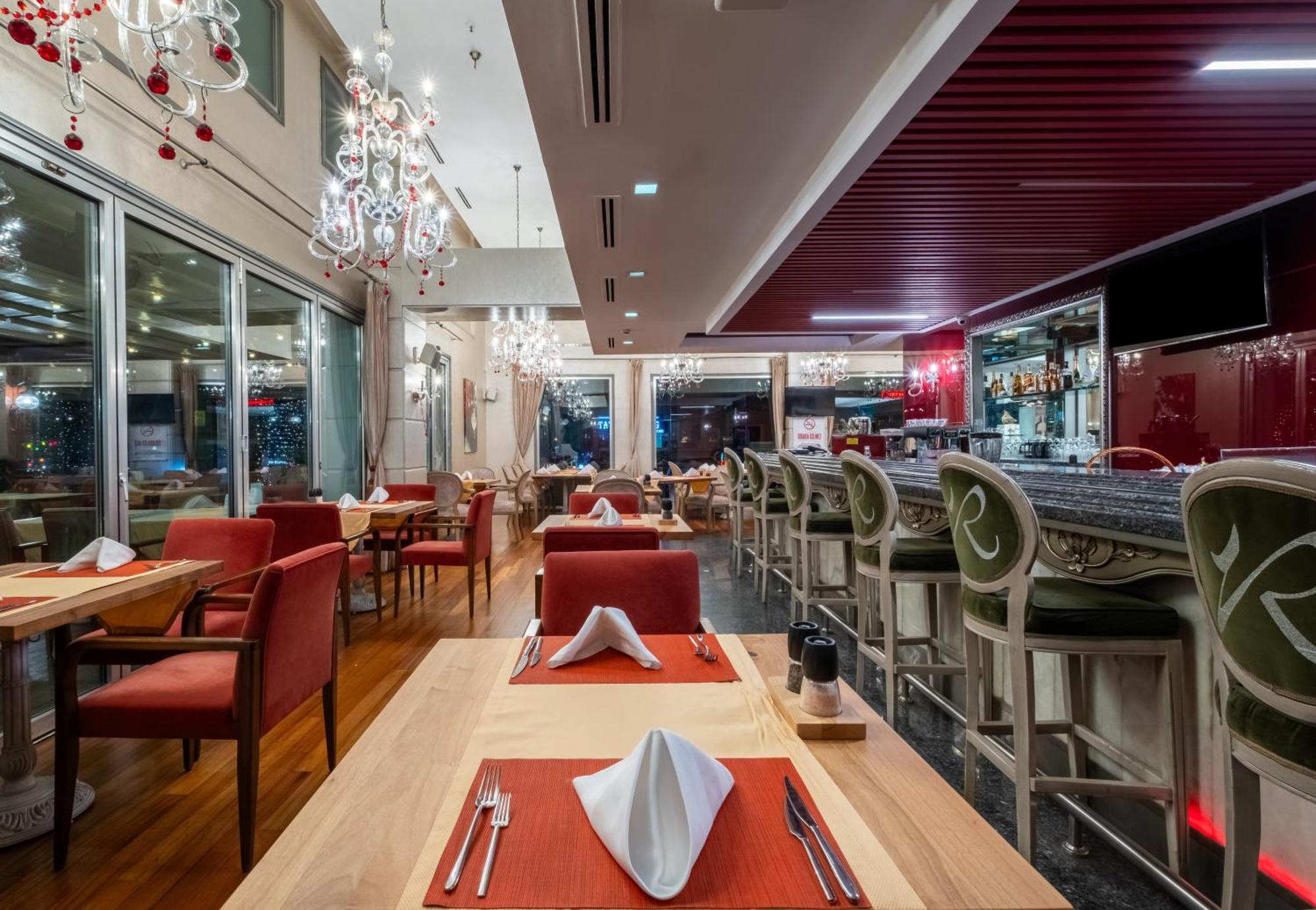 Ramada By Wyndham Ankara Hotell Exteriör bild