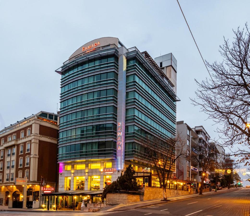 Ramada By Wyndham Ankara Hotell Exteriör bild
